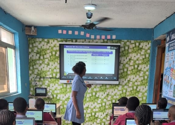 Interactive Flat Panel lesson in a Brainpoint classroom